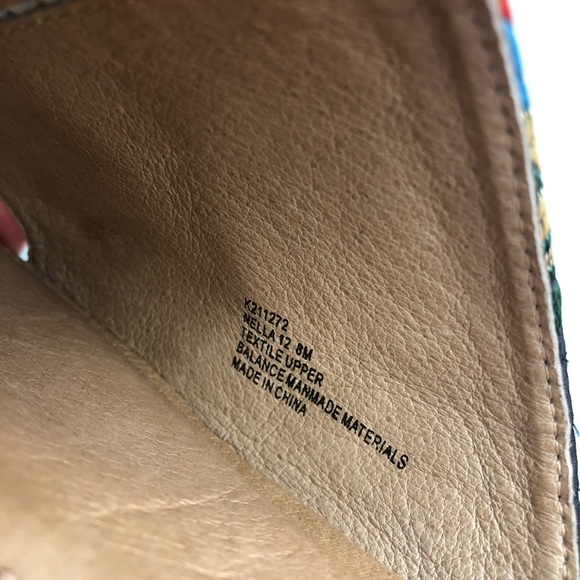 ADAM TUCKER by Me Too Floral Embroidered Slides - Picture 7 of 7